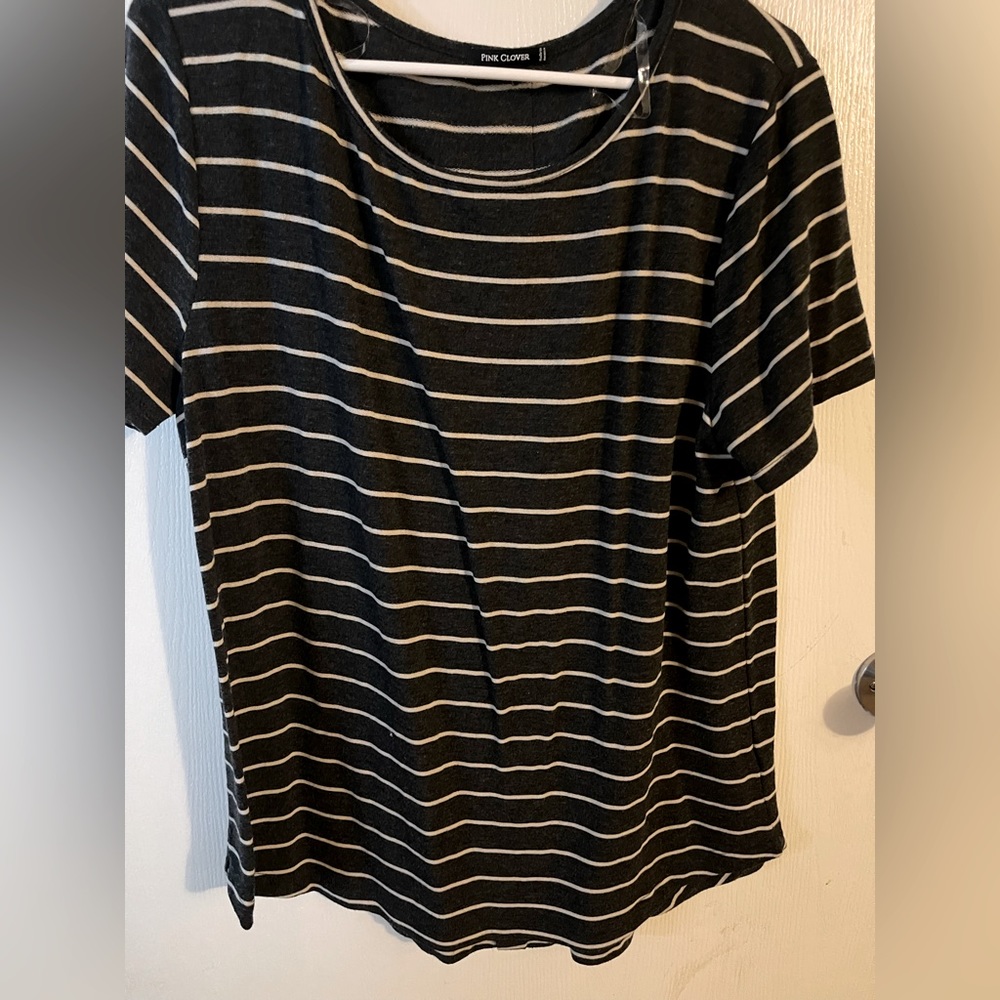 Stripe pattern top
